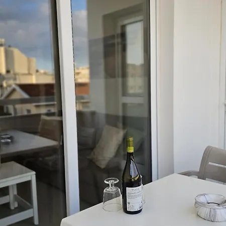 Amphora Apartment