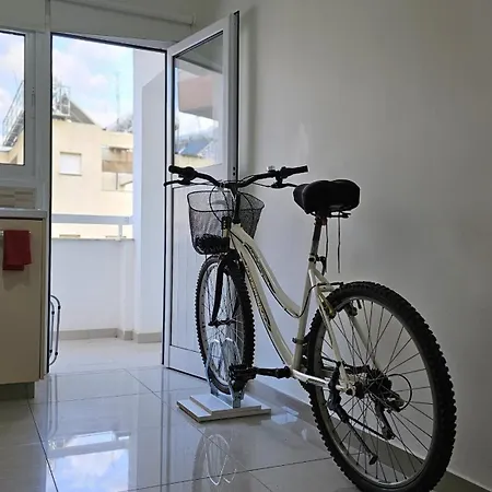 Amphora Apartment Larnaca