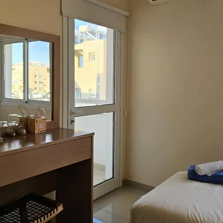 Amphora Ларнака